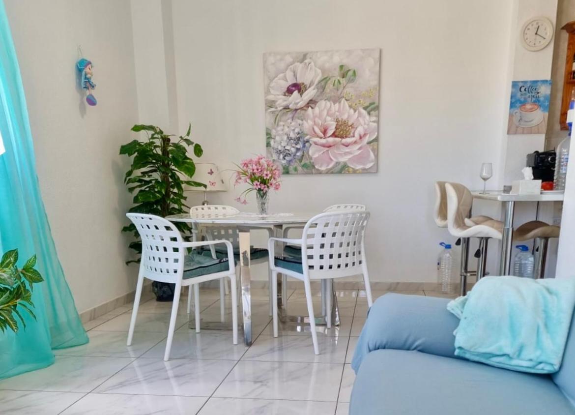 Apartment Family Close To The Sea
