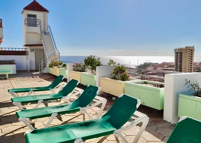 Family Apartment Close To The Sea